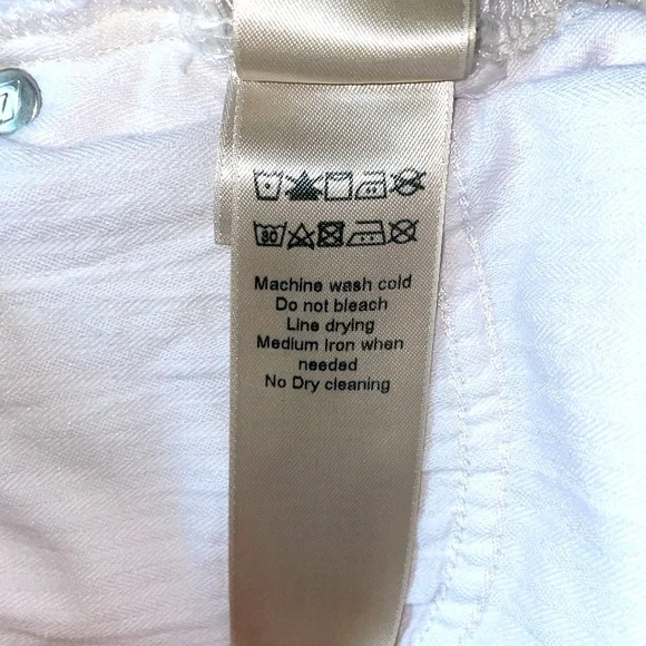 NWT 7 for all mankind LUXE VINTAGE.  White Flare Women's Jeans.  Size 26 - Picture 11 of 12